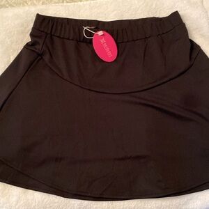 Black stretchy skirt w/ no shorts underneath.  Women M by Avidlove
